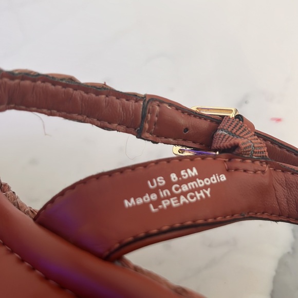 Franco Sarto Wedge Sandals size 8.5 - Picture 6 of 6